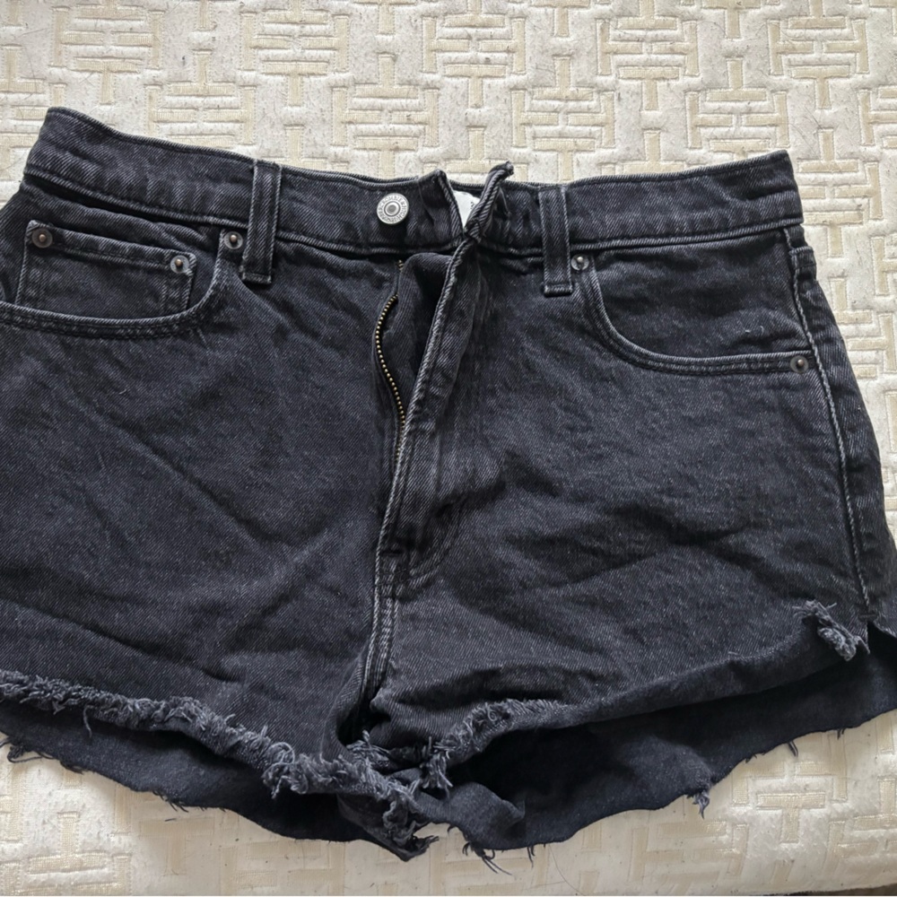 Abercrombie High Rise Cutoff Short